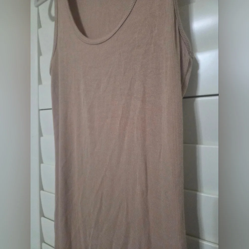 Talentless Ribbed Dress - Picture 2 of 4